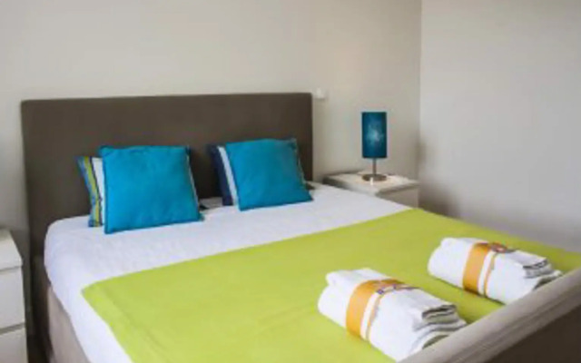 Апартаменты InSuites Chiado Apartments I Лиссабон вид на фасад