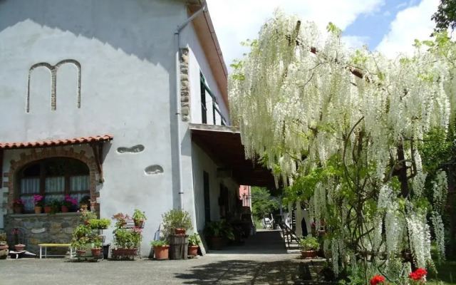 Отель Agriturismo Cà Rossano Фивиццано вид на фасад