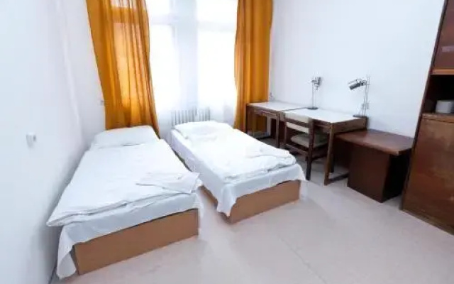 Hostel Hlávkova