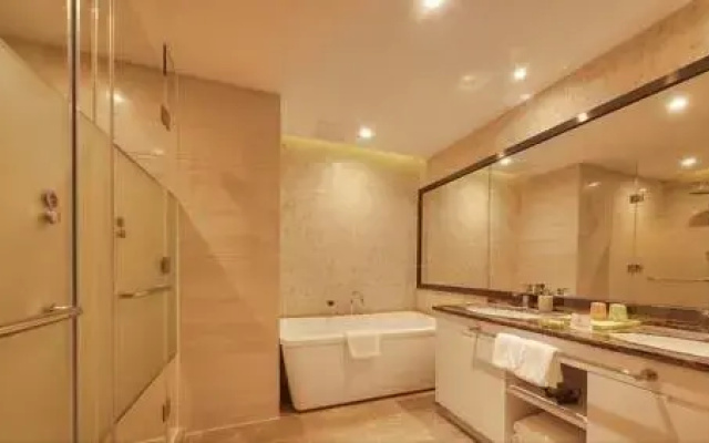 New Century Manju Hotel Beihai Yintan