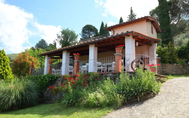 Отель Locazione Turistica Podere Berrettino.1 Реггелло вид на фасад