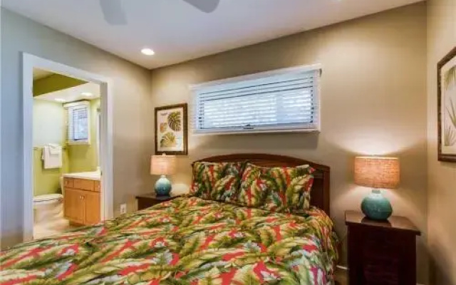 Inlet Cove 41 by RedAwning