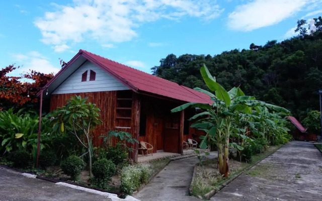 Отель Khun Mai Baan Suan Resort вид на фасад