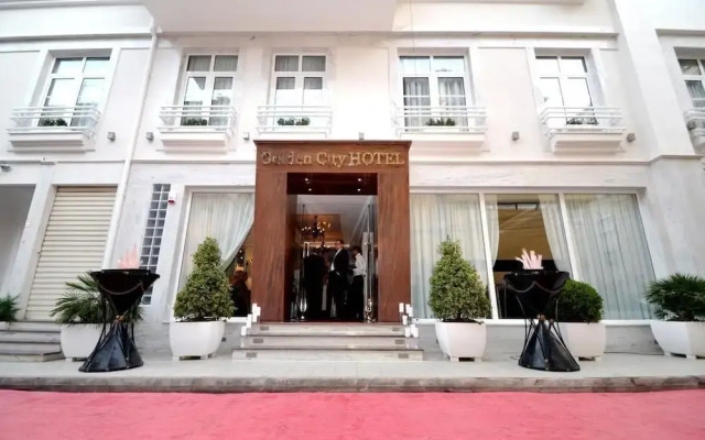 Отель Golden City Hotel & My Spa Албания, Тирана - отзывы, цены и фото номеров - забронировать отель Golden City Hotel & My Spa онлайн вид на фасад