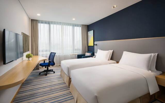 Holiday Inn Express Wuxi Taihu New City 1