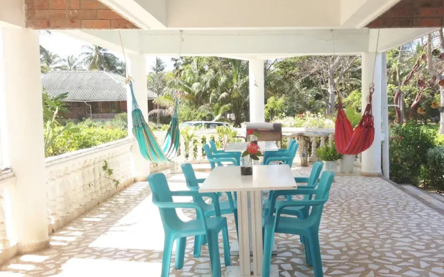 Отель Casa de las Flores Tropical Lodge Колумбия, Сан-Андрес - отзывы, цены и фото номеров - забронировать отель Casa de las Flores Tropical Lodge онлайн вид на фасад