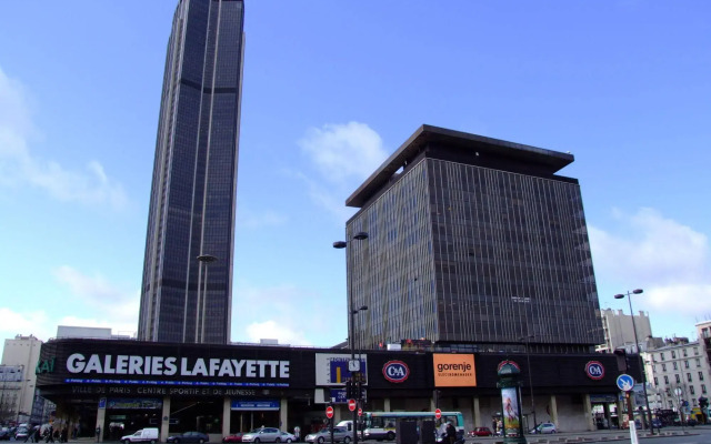 Отель Lokappart Montparnasse Париж вид на фасад