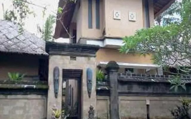 Taman Dayu Villa