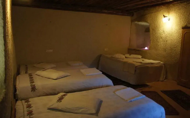 Monastery Cave Hotel Турция, Мустафапаша - отзывы, цены и фото номеров - забронировать отель Monastery Cave Hotel онлайн комната для гостей