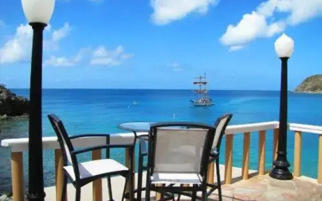 Suites at Divi Little Bay Beach Resort