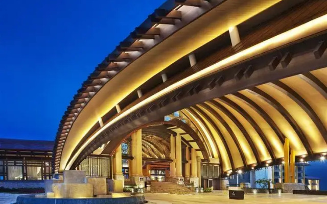 Отель The St. Regis Sanya Yalong Bay Resort – Villas вид на фасад