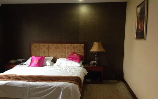 Chongqing House Hotel комната для гостей