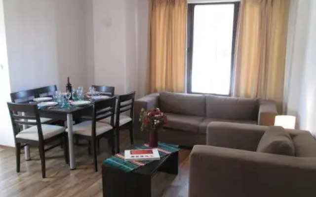 Апартаменты Ramada 2 Alexander Services Apartments