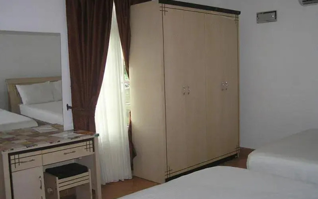 Pacific Hotel