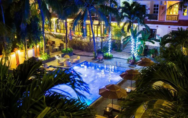 Отель Mercure Hoi An вид на фасад