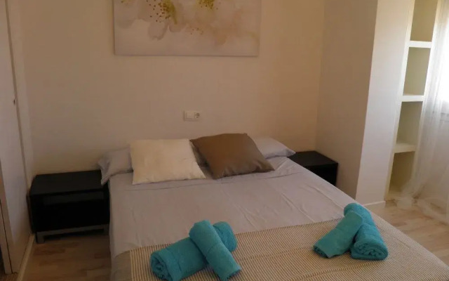 Отель Suitur Atico Playa Dorada Испания, Калафель - отзывы, цены и фото номеров - забронировать отель Suitur Atico Playa Dorada онлайн комната для гостей