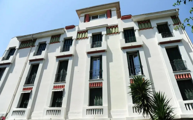 Отель Suite Genevieve Five Stars Holiday House Ницца вид на фасад