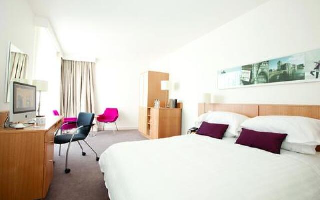 DoubleTree by Hilton Hotel Leeds City Centre 2