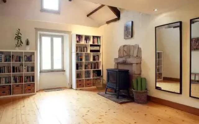 Town House In Quaint Breton Village