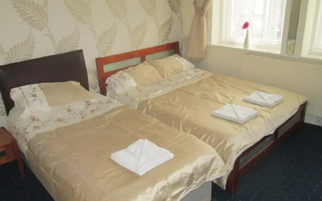 Edward Hotel вид на фасад
