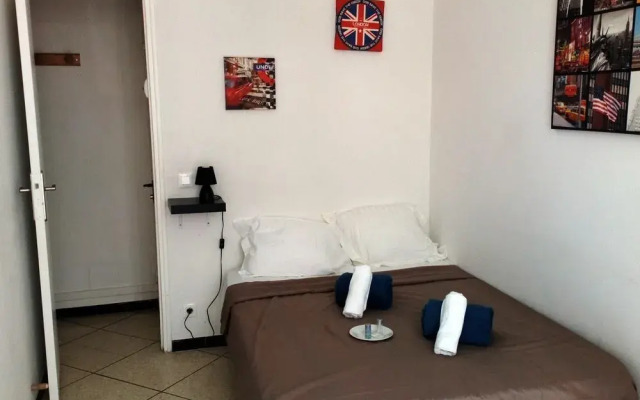 Отель Le France комната для гостей