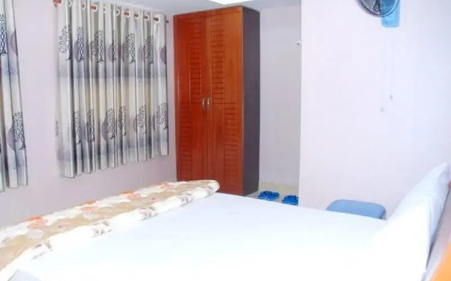 Tan Hoang Yen Phan Van Tri Hotel вид на фасад
