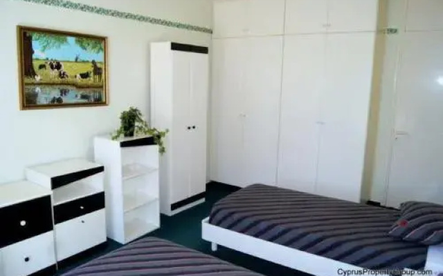 Amathusia Apartment No. 11