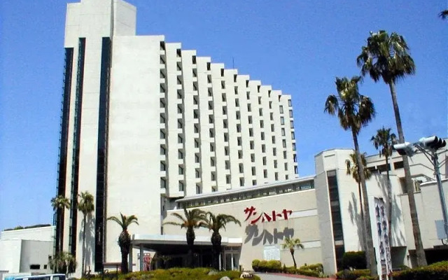 Hatoya Hotel Ито вид на фасад