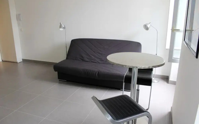 Отель Okeanos Apartment Франция, Ницца - отзывы, цены и фото номеров - забронировать отель Okeanos Apartment онлайн комната для гостей