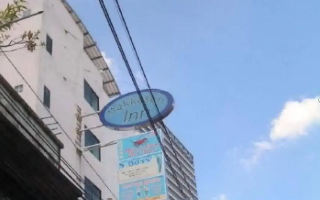 Makkasan Inn Hotel вид на фасад