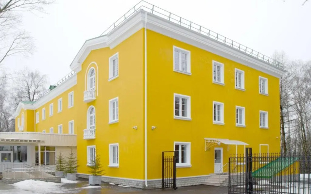 Гостиница Visit Center Gorki Leninskie вид на фасад