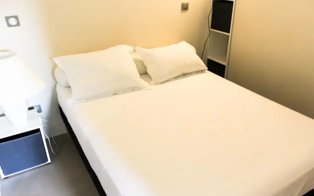 Отель Emma Apartment Франция, Ницца - отзывы, цены и фото номеров - забронировать отель Emma Apartment онлайн комната для гостей