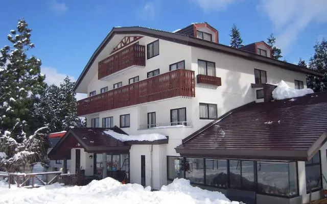Hotel Schon Wald Хакуба вид на фасад