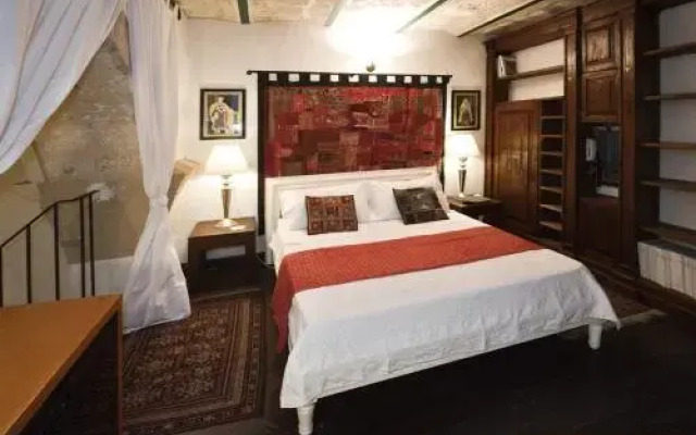 Dei Due Portoni B&B