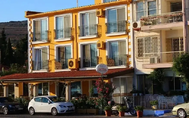 Kalyon Otel Foca Турция, Фоча - отзывы, цены и фото номеров - забронировать отель Kalyon Otel Foca онлайн вид на фасад