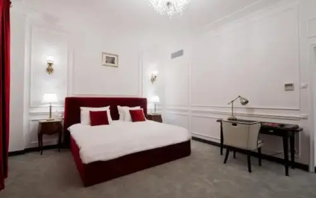 Гостиница Boutique hotel Romanoff в Краснодаре отзывы, цены и фото номеров - забронировать гостиницу Boutique hotel Romanoff онлайн Краснодар