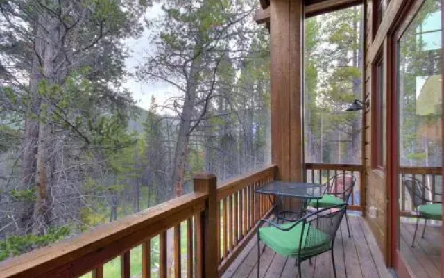 PN925 The Pines by RedAwning