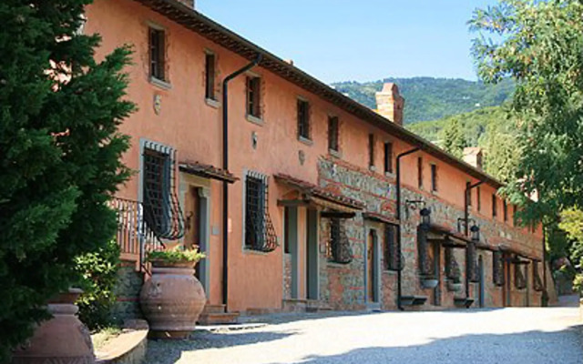 Hotel Fattoria degli Usignoli Реггелло вид на фасад