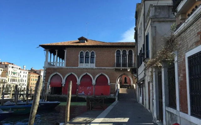 Отель Venice Homes & Holidays Италия, Венеция - отзывы, цены и фото номеров - забронировать отель Venice Homes & Holidays онлайн вид на фасад