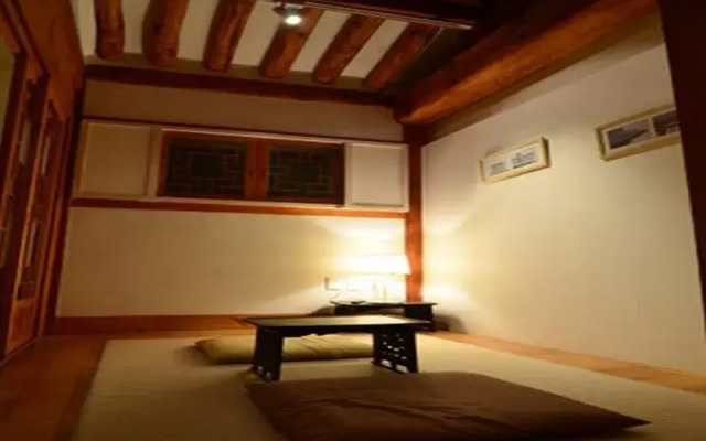 Отель Pine Foret Hanok Hotel Южная Корея, Сеул - отзывы, цены и фото номеров - забронировать отель Pine Foret Hanok Hotel онлайн комната для гостей