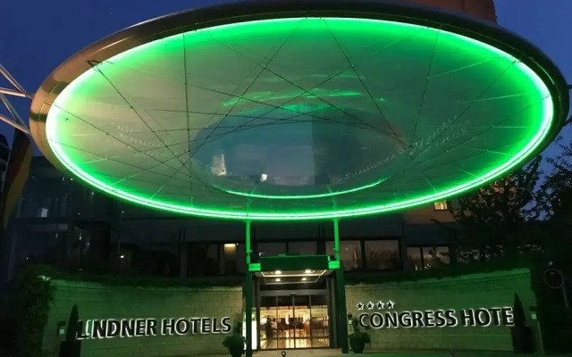Lindner Congress Hotel вид на фасад