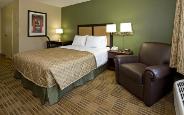 Extended Stay America - Chicago - Westmont - Oak Brook 1