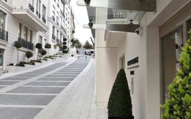 Отель Cvk Park Prestige Suites вид на фасад