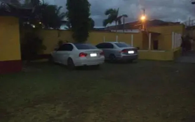 Chales Lua e Mel