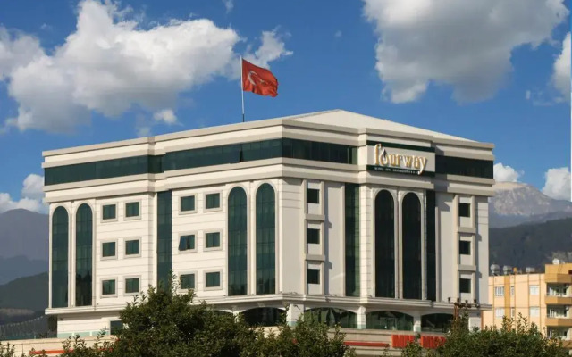 Fourway Hotel SPA & Restaurant вид на фасад