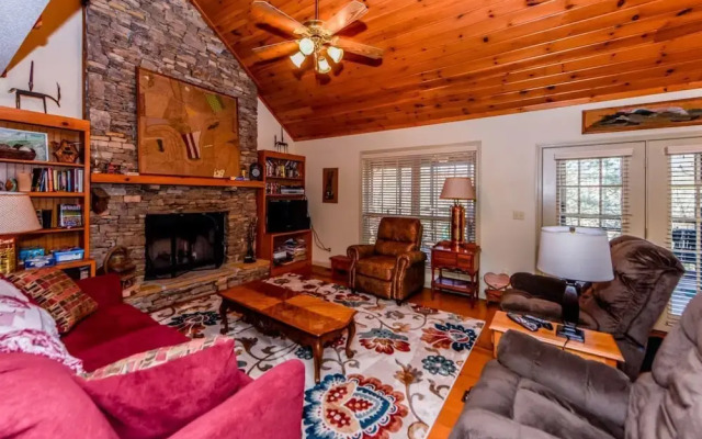 Daddy's Dream - 3 Br home by RedAwning