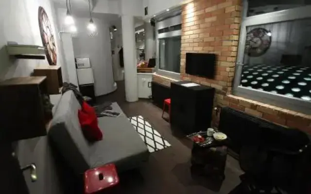 d.Five Peaceful Island in the City Center