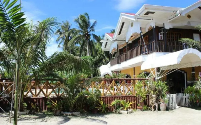 Отель Villa Limpia Beach Resort Филиппины, Лоай - отзывы, цены и фото номеров - забронировать отель Villa Limpia Beach Resort онлайн вид на фасад