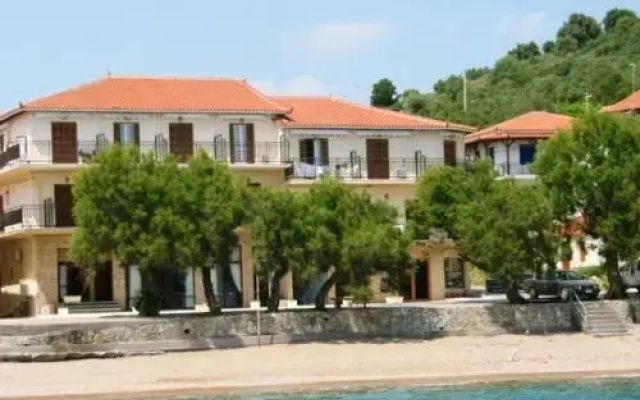 Apartments Korakakis Beach