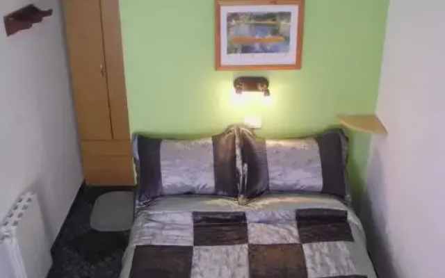 Dennisse Hotel
